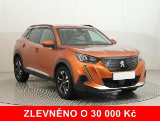 Peugeot 2008 Active 1.2 PureTech, �R,1.maj