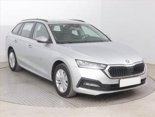 �koda Octavia Ambition 2.0 TDI, �R,1.maj