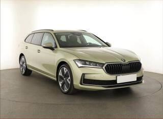 �koda Superb 2.0 TDI, Selection, Navigace