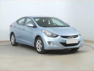 Hyundai Elantra 1.6, Tempomat, Park.�senzory
