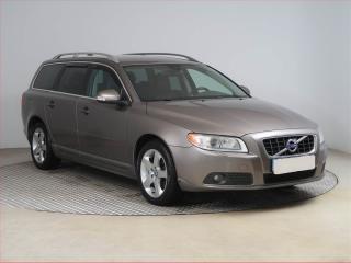 Volvo V70 2.4 D, Serv.kniha, Xenony