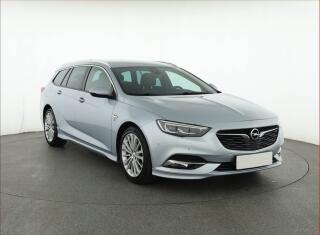 Opel Insignia 1.5 Turbo, Serv.kniha, K��e