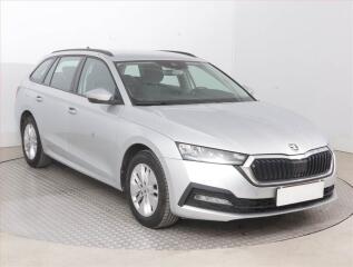 �koda Octavia Ambition 2.0 TDI, �R,1.maj