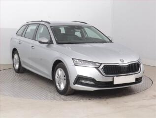 �koda Octavia Ambition 2.0 TDI, �R,1.maj