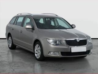 �koda Superb 2.0 TDI, Serv.kniha, Xenony