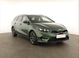 Kia Ceed 1.5 T-GDI, TOP, DPH, AUTOMAT