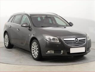 Opel Insignia 2.0 CDTI, Serv.kniha, Navi