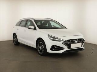 Hyundai i30 Smart 1.6 CRDi, �R,1.maj