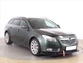 Opel Insignia 2.0 CDTI, Serv.kniha, nov� STK