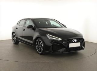Hyundai i30 N-Line 1.5 T-GDI MHEV, R
