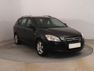 Kia Ceed 1.6 CVVT, po STK, v provozu