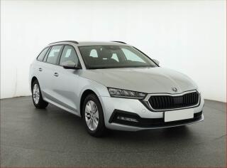 �koda Octavia Ambition 2.0 TDI, �R,1.maj