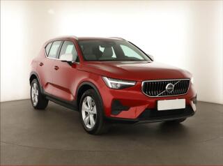 Volvo XC40 Plus B4