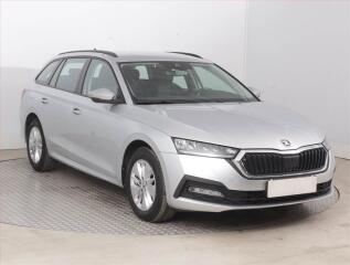 �koda Octavia Ambition 2.0 TDI, �R,1.maj