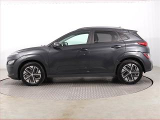 Hyundai Kona (2022) Electric 39 kWh, SoH 100% - náhled 3
