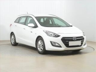 Hyundai i30 1.6 MPI, �R,1.maj, Serv.kniha