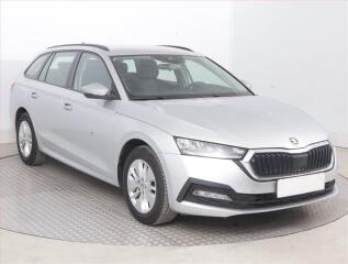 �koda Octavia Ambition 2.0 TDI, �R,1.maj