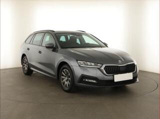 �koda Octavia Ambition 2.0 TDI, �R,1.maj