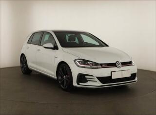 Volkswagen Golf 2.0 GTI Performance