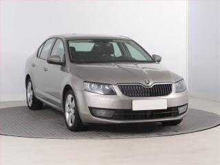 �koda Octavia 1.6 TDI, Navi, Bi-Xenony
