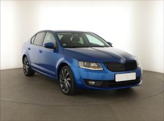 �koda Octavia Style Plus 1.6 TDI, Xenony