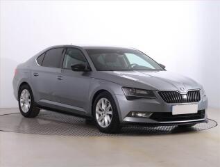 �koda Superb 2.0 TDI, Automat, Navi