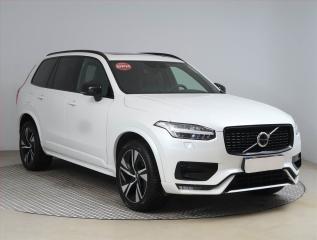 Volvo XC90 B5 AWD