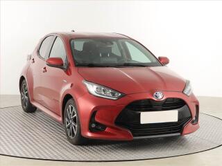 Toyota Yaris kniha, Tempomat, Park.�senzory