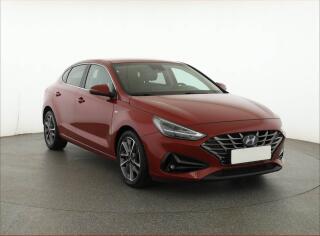 Hyundai i30 1.5 T-GDI MHEV, Automat, �R