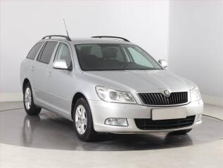 �koda Octavia 1.6 TDI, Serv.kniha, Xenony