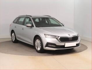 �koda Octavia Ambition 2.0 TDI, �R,1.maj