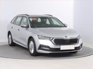 �koda Octavia Ambition 2.0 TDI, �R,1.maj