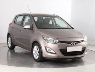 Hyundai i20 1.2, �R,1.maj, Serv.kniha
