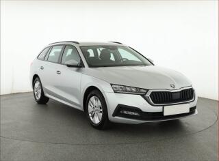 �koda Octavia Ambition 2.0 TDI, �R,1.maj
