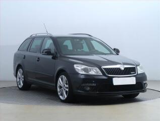 �koda Octavia RS 2.0 TDI, Xenony, Tempomat