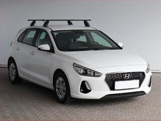 Hyundai i30 Comfort 1.6 CRDi, Serv.kniha