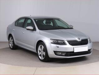 �koda Octavia 1.2 TSI, Xenony, Tempomat
