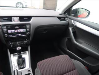 Kia Ceed (2016) Silver 1.6 CRDi, Serv.kniha - náhled 8