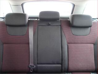 Kia Ceed (2016) Silver 1.6 CRDi, Serv.kniha - náhled 10