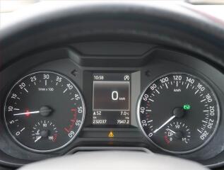 Kia Ceed (2016) Silver 1.6 CRDi, Serv.kniha - náhled 11