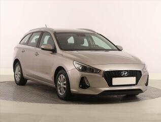 Hyundai i30 Comfort 1.0 T-GDI, Serv.kniha