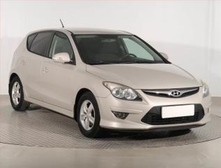 Hyundai i30 1.4 CVVT, Serv.kniha