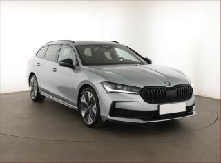 �koda Superb 2.0 TDI, Sportline, Navigace