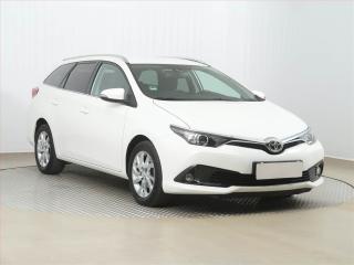 Toyota Auris 1.6 Valvematic, Serv.kniha