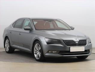 koda Superb Style Plus 2.0 TDI, Nov v r