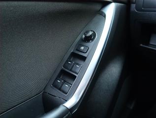 Mazda CX-5 (2014) 2.2 Skyactiv-D, 4X4, ČR,1.maj - náhled 13