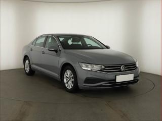 Volkswagen Passat Business 1.5 TSI, R, DPH