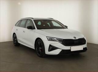 �koda Octavia RS 2.0 TSI, RS, Navigace