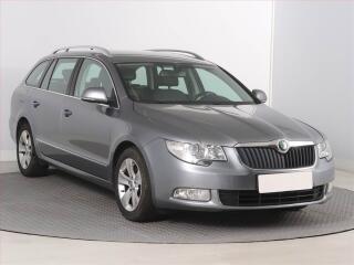 �koda Superb 1.6 TDI, Navi, Xenony