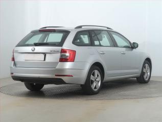 Škoda Octavia (2017) Ambition 1.6 TDI, Tempomat - náhled 5